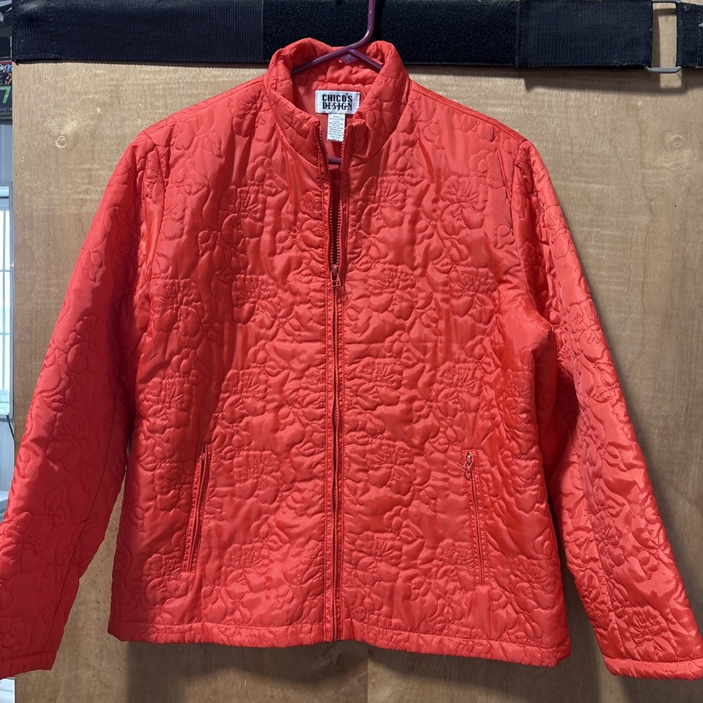 VTG CHICO'S " DESIGN" Quilted Jacket Size 2(12-14) Woman's Orange L/S Zip-Up
